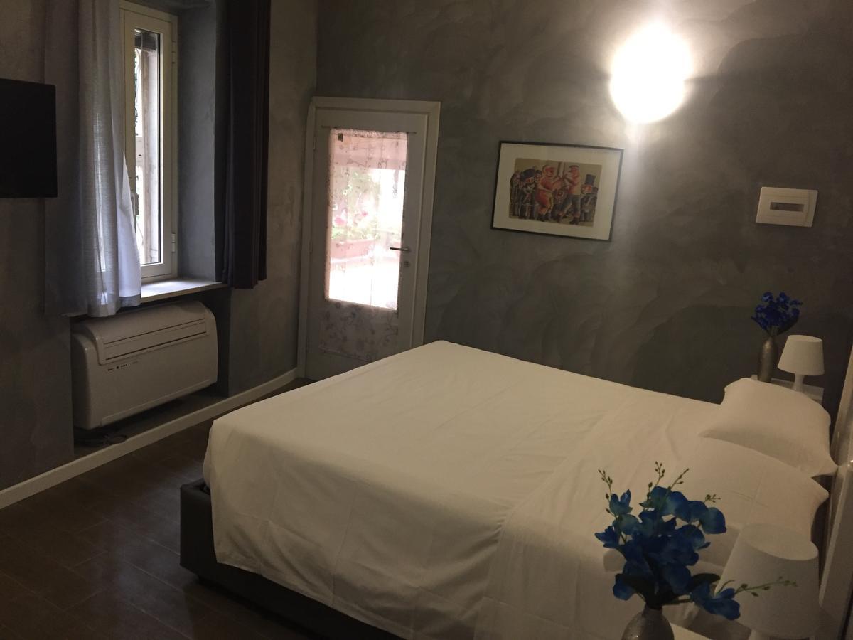 Domizia Top Floor Guest House 로마 외부 사진