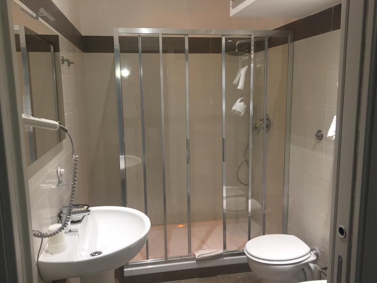 Domizia Top Floor Guest House 로마 외부 사진