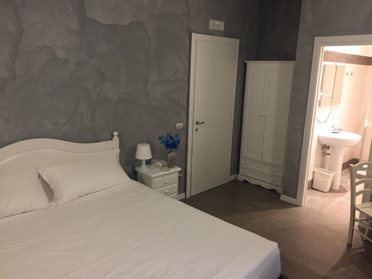 Domizia Top Floor Guest House 로마 외부 사진